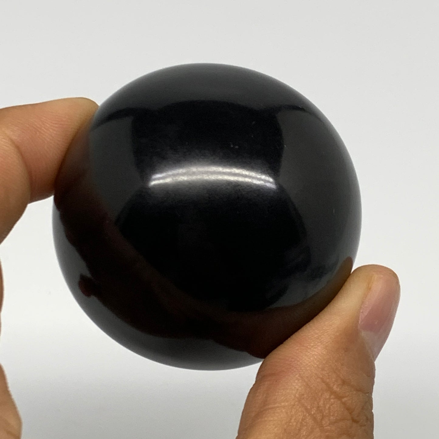 179.4g, 1.9"(49mm), Natural Black Jasper Sphere Ball Gemstone @India, B27908
