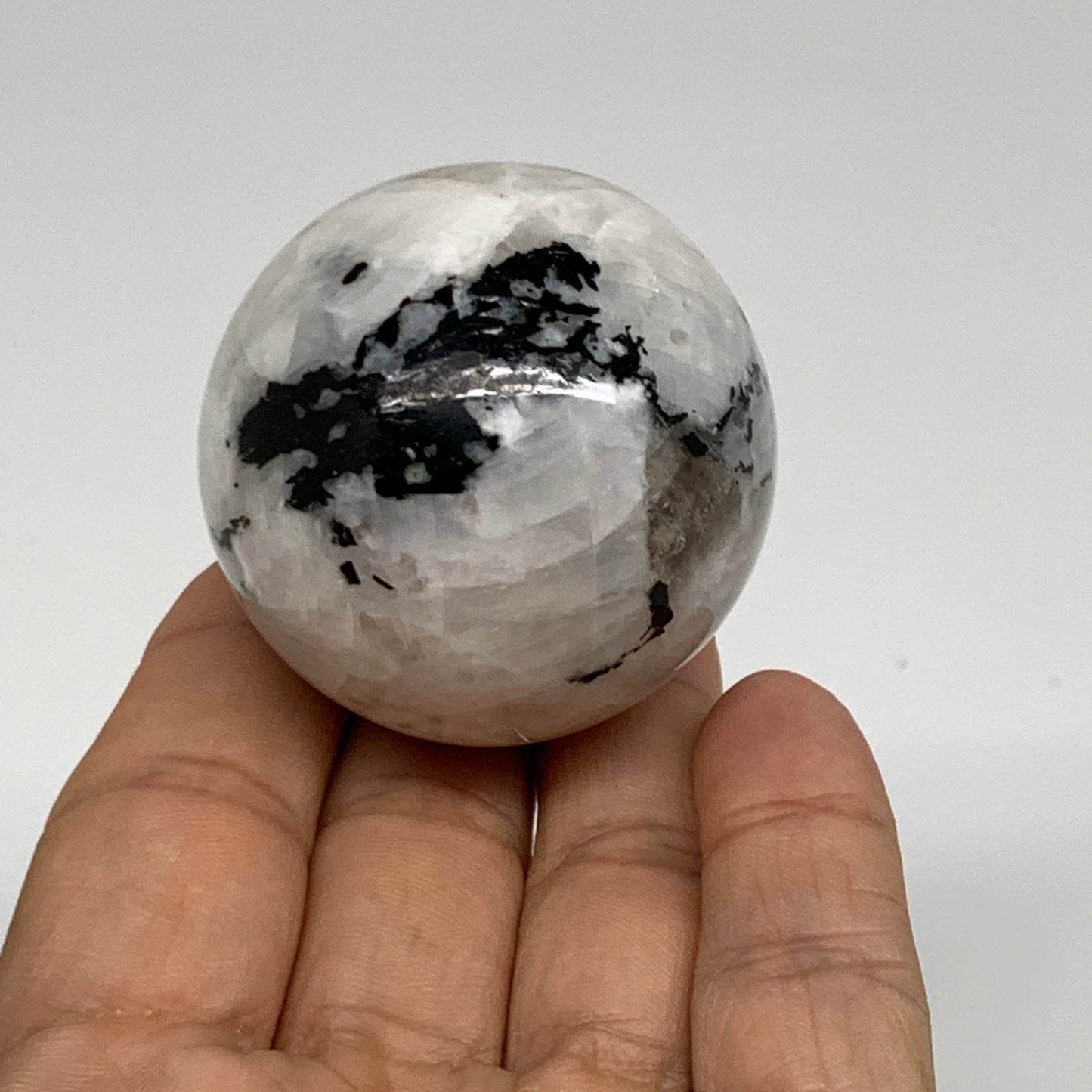 121.8g, 1.8"(44mm), Natural Rainbow Moonstone Sphere Ball Gemstone, B35149