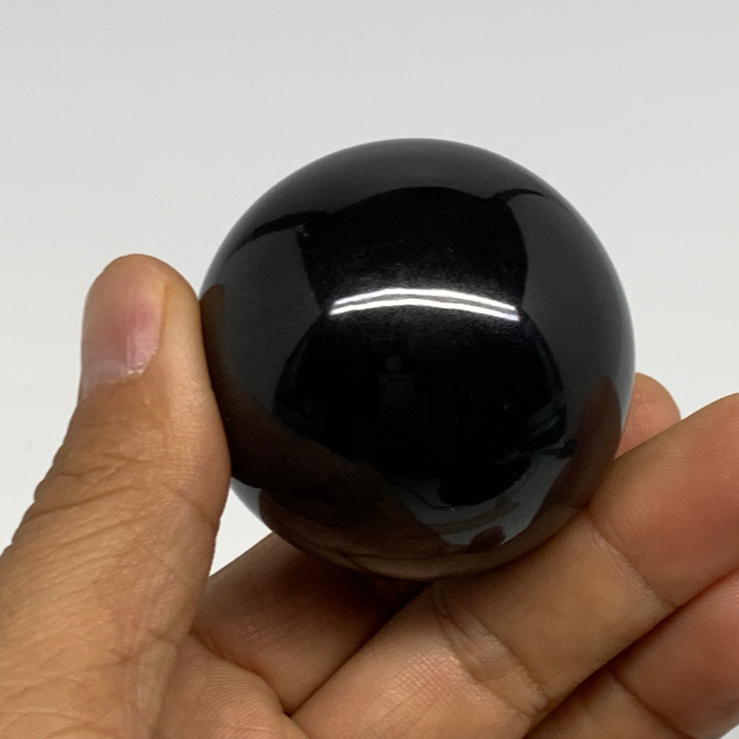 154.5g, 1.8"(46mm), Natural Black Jasper Sphere Ball Gemstone @India, B27912