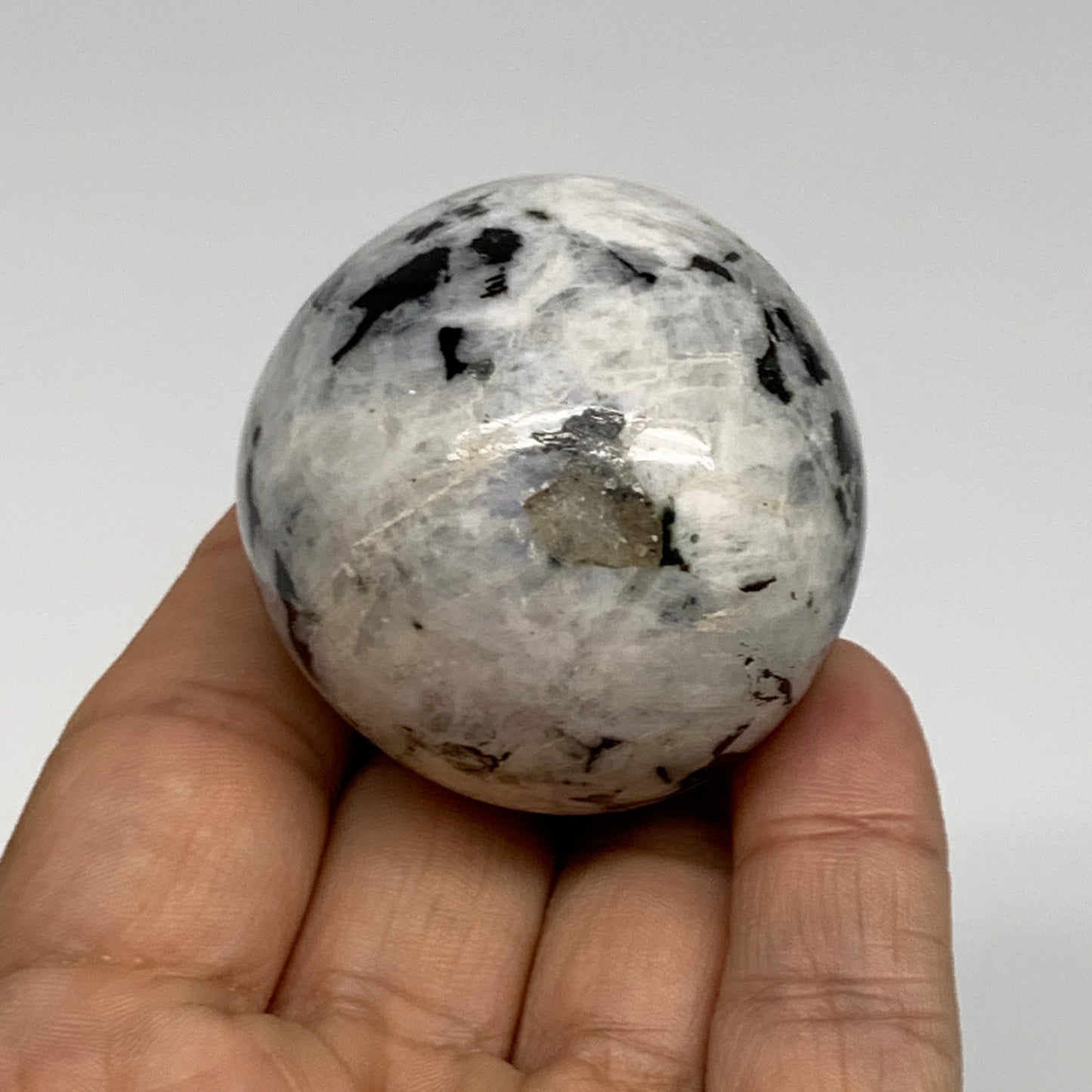 119.9g, 1.7"(43mm), Natural Rainbow Moonstone Sphere Ball Gemstone, B35151