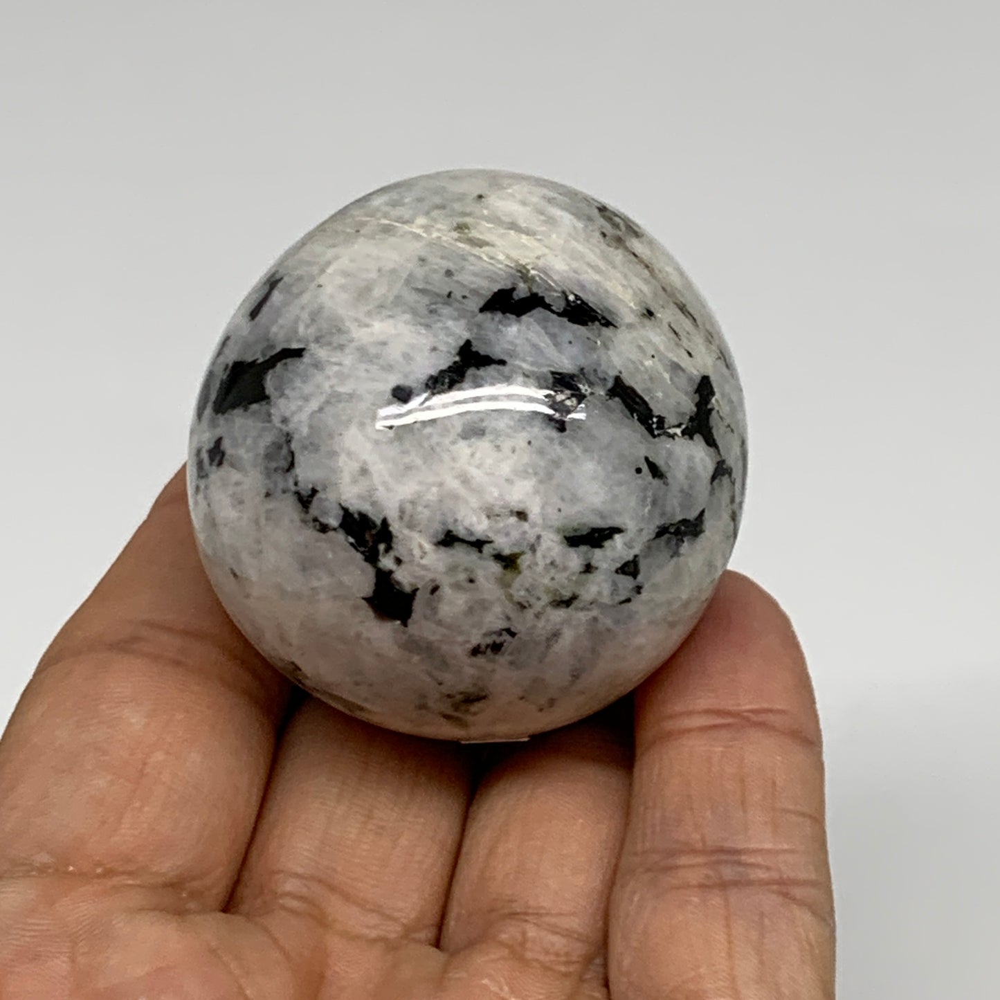 119.9g, 1.7"(43mm), Natural Rainbow Moonstone Sphere Ball Gemstone, B35151