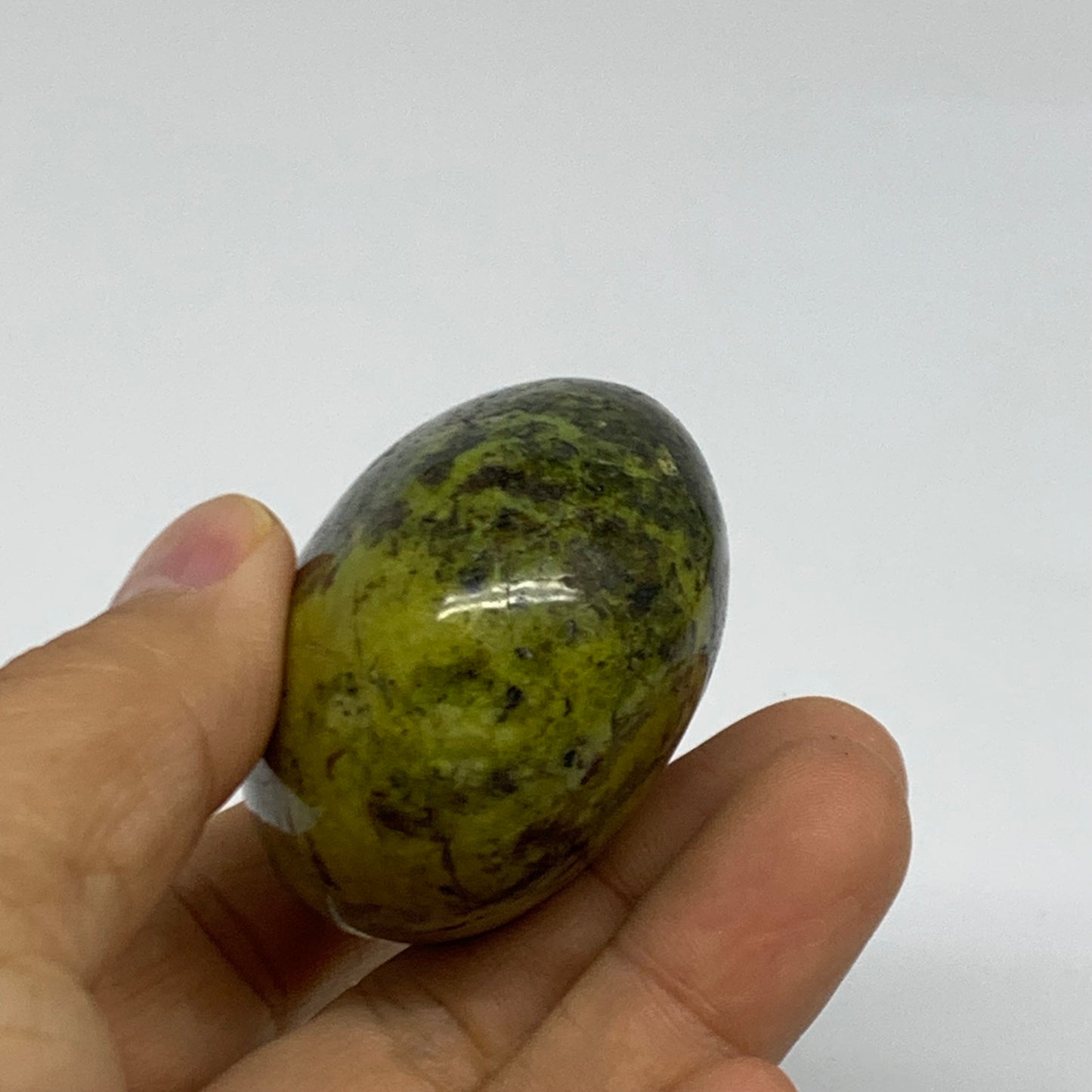 100g, 2.2"x1.9"x1.3", Green Opal Crystal PalmStone Polished Reiki, B38234