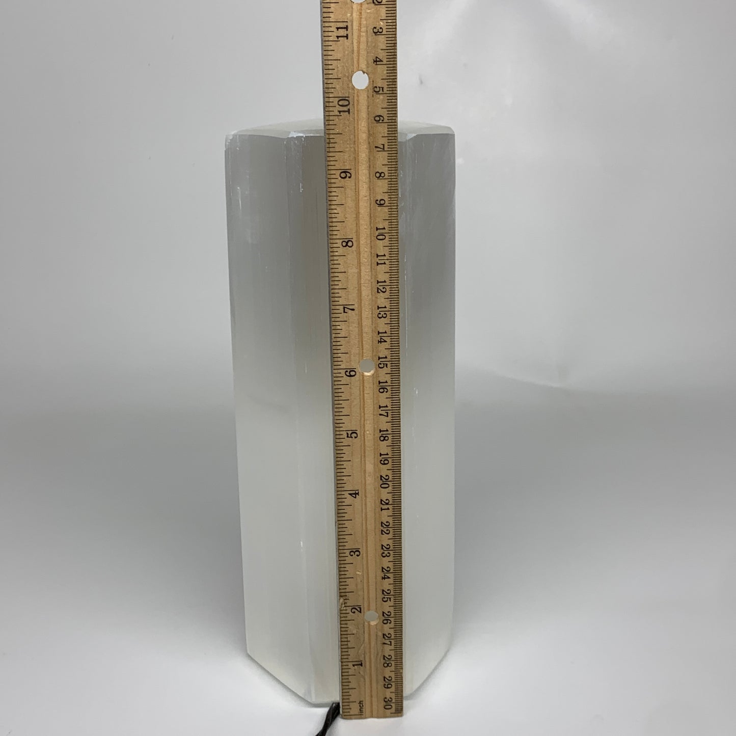 6.7 lbs. 9.25"x3.4", Hexagon Selenite (Satin Spar) Lamp, w/6ft Chord, B35831