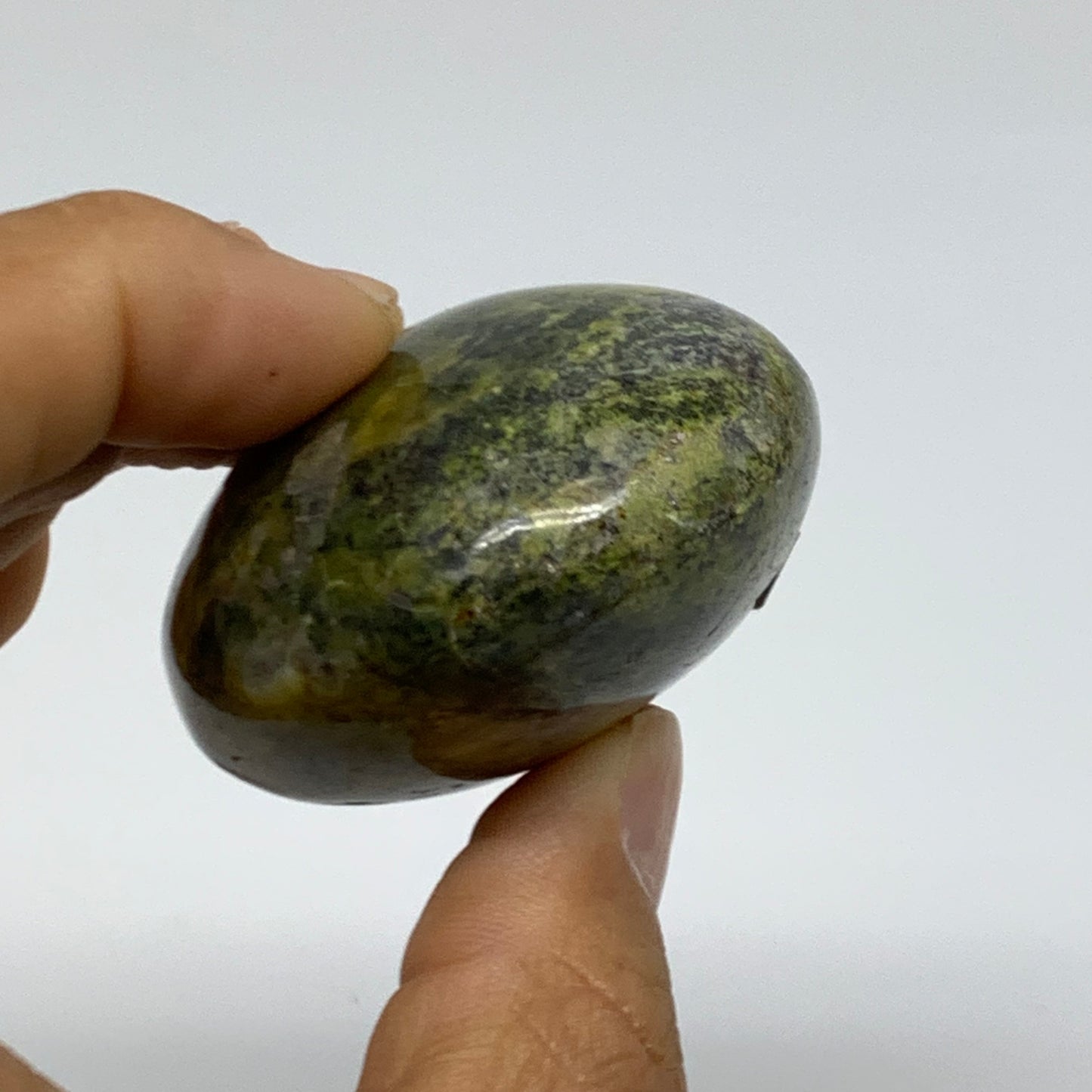 103g, 2.5"x1.8"x1.2", Green Opal Crystal PalmStone Polished Reiki, B38243