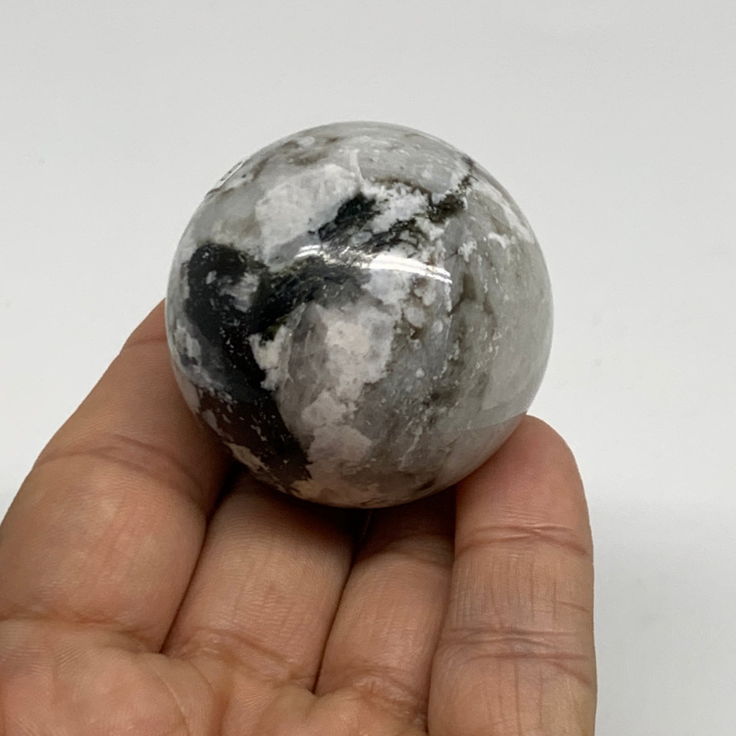 101.8g, 1.7"(41mm), Natural Rainbow Moonstone Sphere Ball Gemstone, B35168