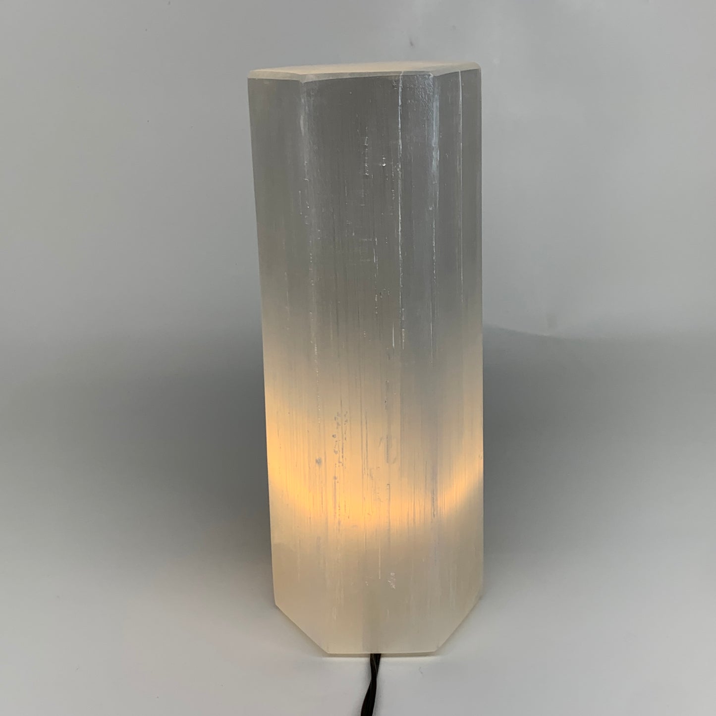 7.24 lbs. 9.75"x3.3", Hexagon Selenite (Satin Spar) Lamp, w/6ft Chord, B35832x