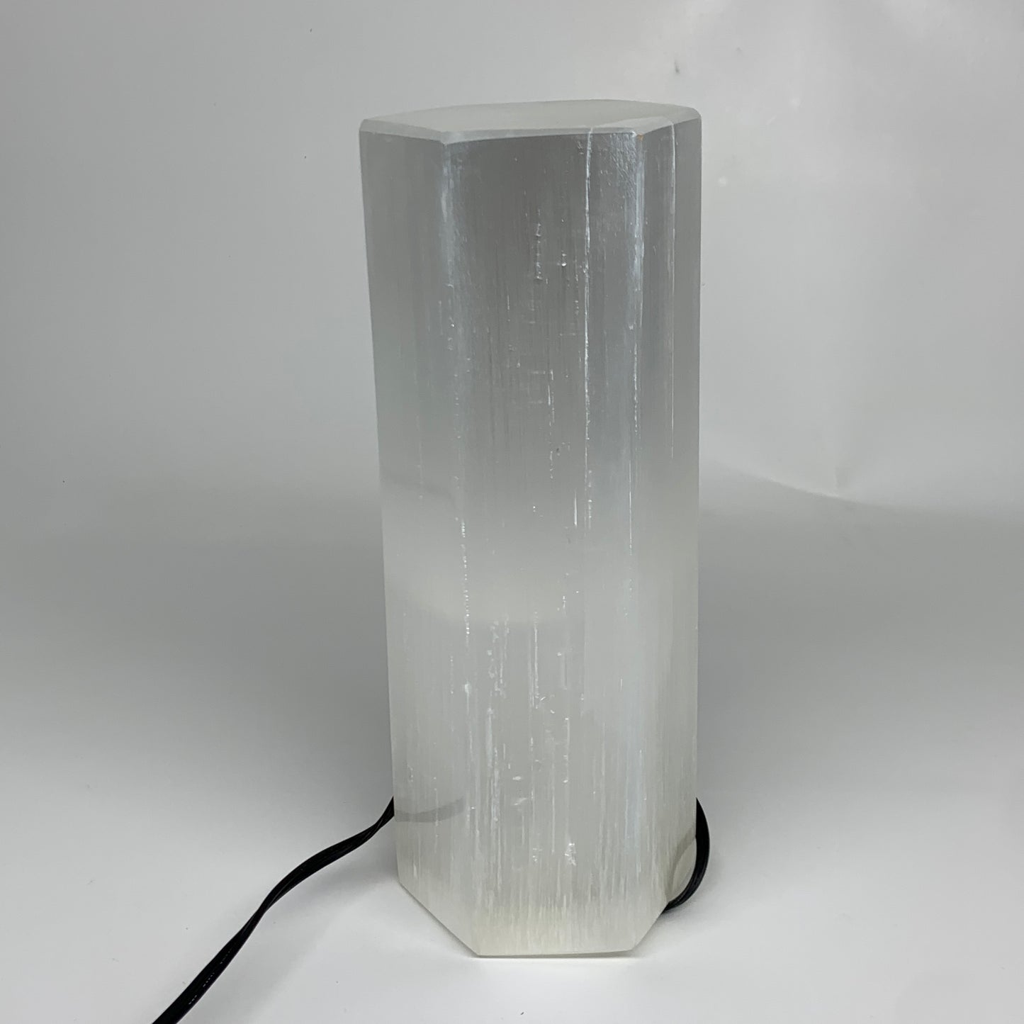 7.24 lbs. 9.75"x3.3", Hexagon Selenite (Satin Spar) Lamp, w/6ft Chord, B35832x