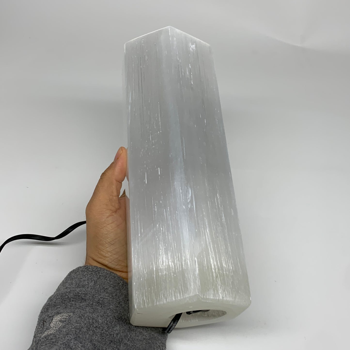 7.24 lbs. 9.75"x3.3", Hexagon Selenite (Satin Spar) Lamp, w/6ft Chord, B35832x