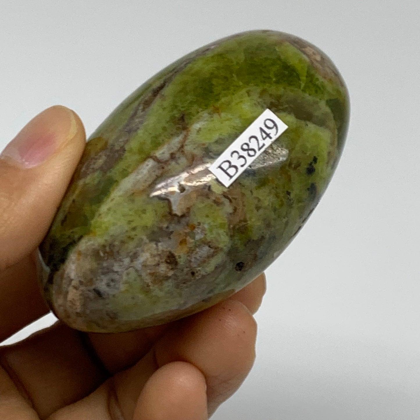 139.9g, 2.6"x1.8"x1.4", Green Opal Crystal PalmStone Polished Reiki, B38249