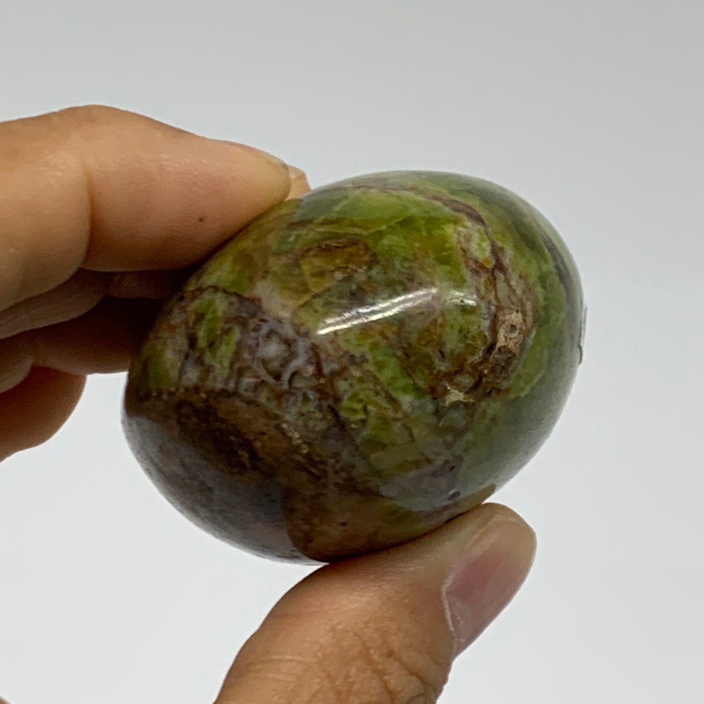 139.9g, 2.6"x1.8"x1.4", Green Opal Crystal PalmStone Polished Reiki, B38249