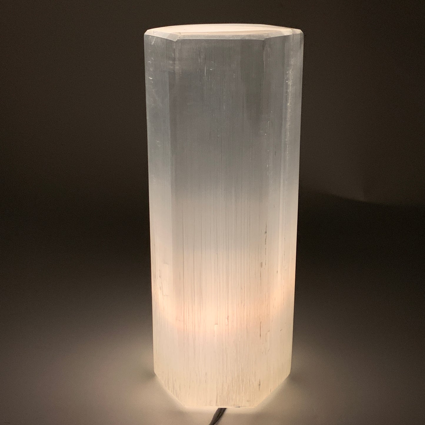 7.8 lbs. 9.75"x3.5", Hexagon Selenite (Satin Spar) Lamp, w/6ft Chord, B35835