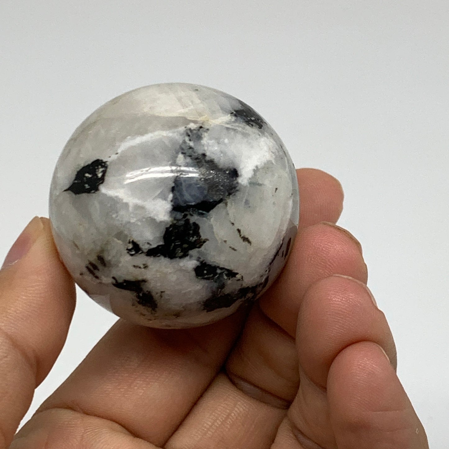 96.4g, 1.6"(41mm), Natural Rainbow Moonstone Sphere Ball Gemstone, B35173