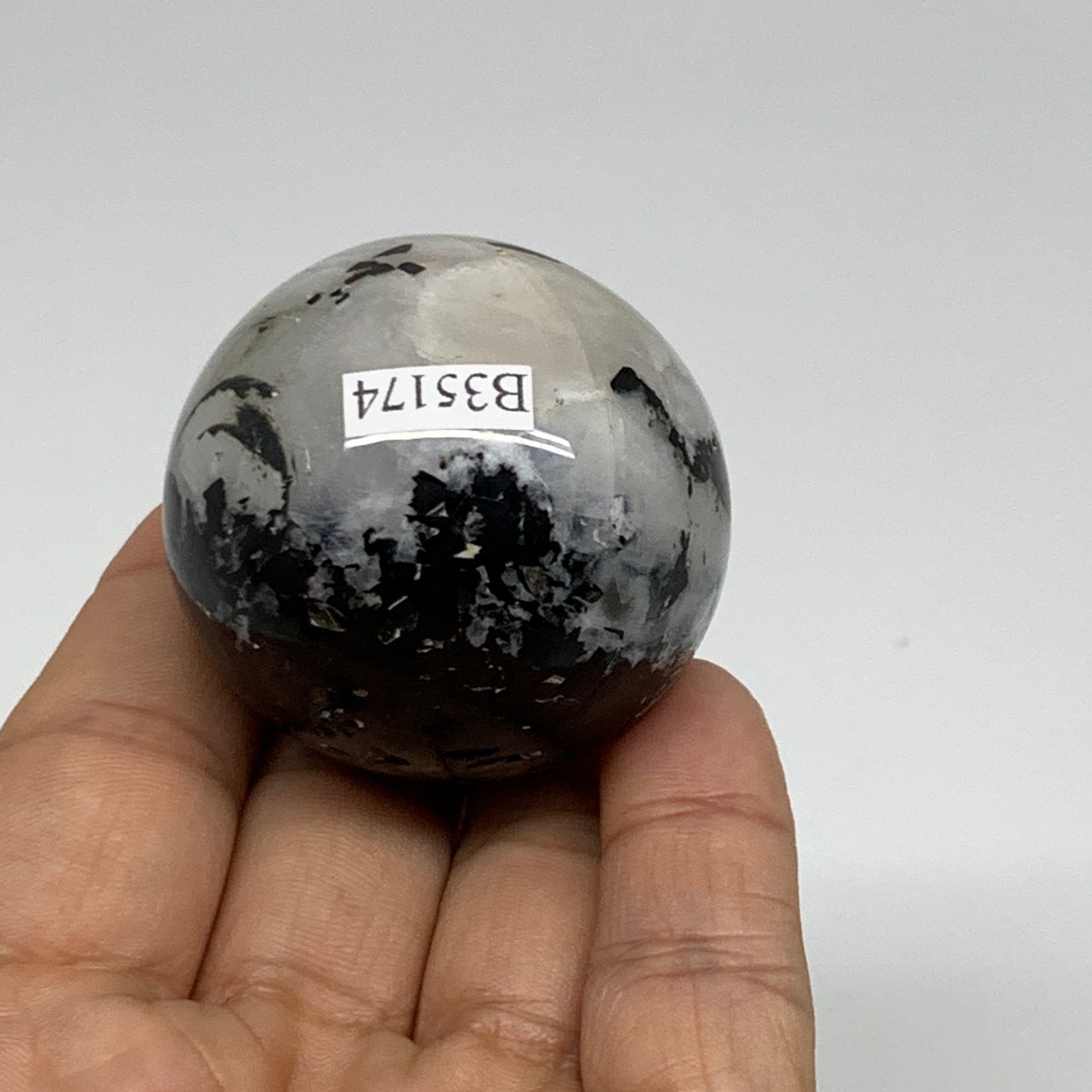 113.8g, 1.7"(43mm), Natural Rainbow Moonstone Sphere Ball Gemstone, B35174