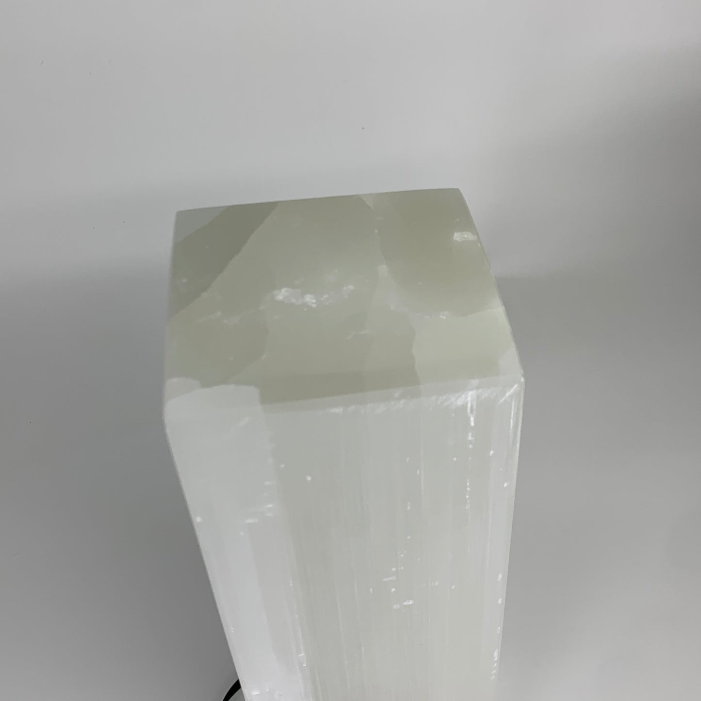 10.6 lbs. 11.5"x3.4", Rectangle Selenite (Satin Spar) Lamp, w/6ft Chord, B35838