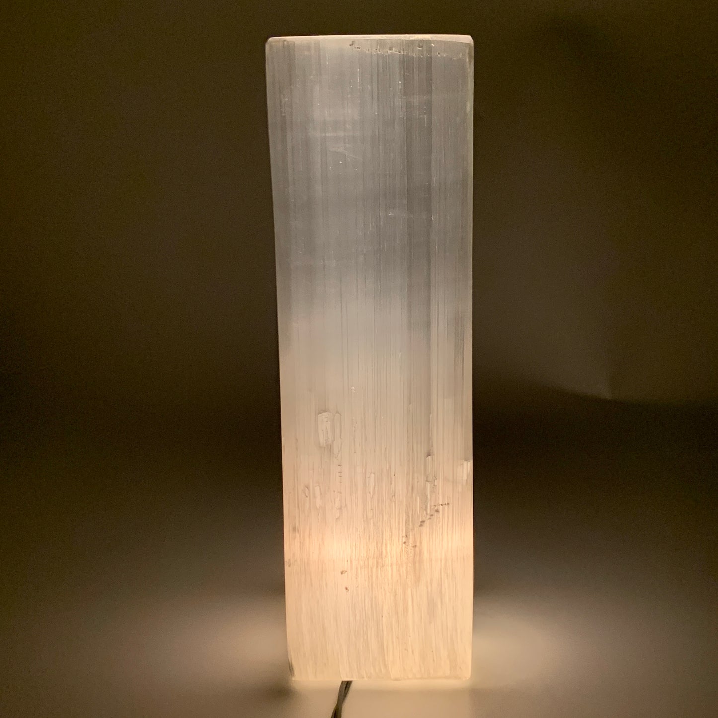 10.4 lbs. 11.5"x3.4", Rectangle Selenite (Satin Spar) Lamp, w/6ft Chord, B35839