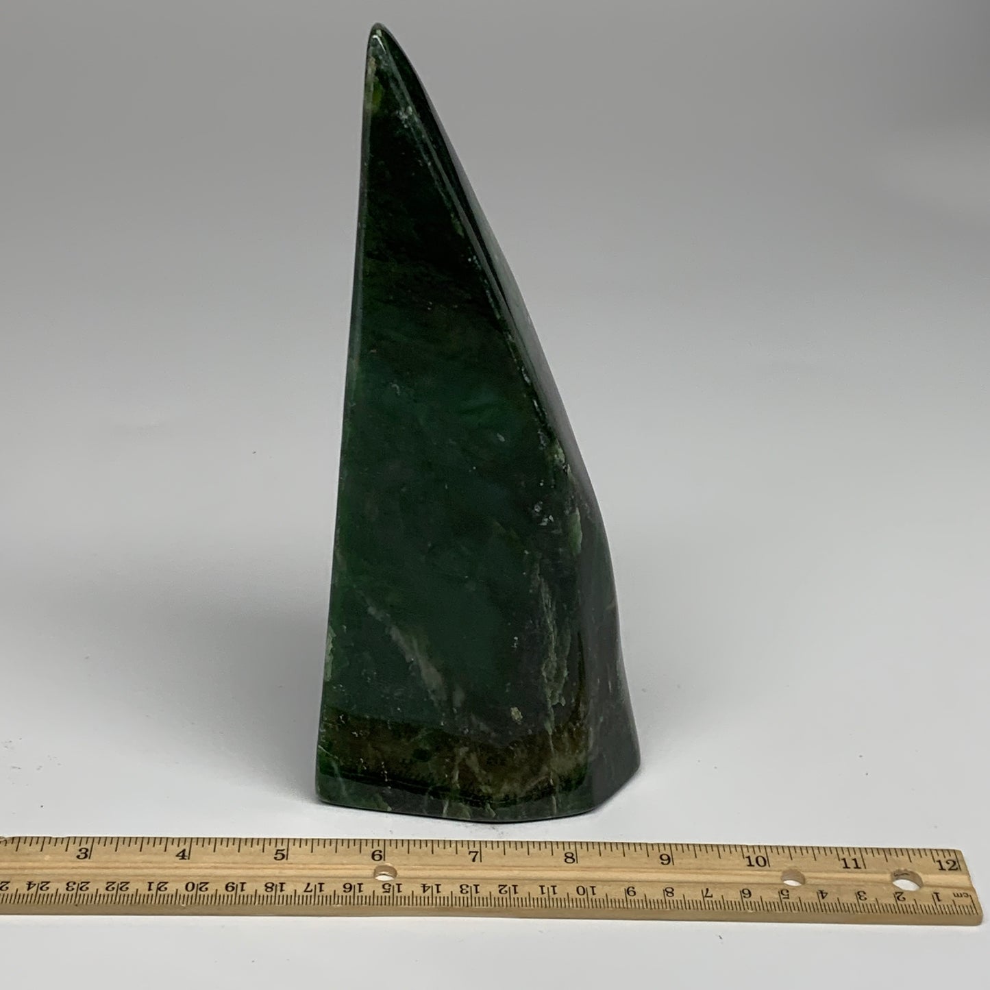 3.9 lbs, 8.7"x3"x3.4", Nephrite Jade Freeform Polished @Afghanistan, B30227