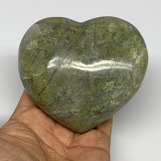1.1 lbs, 3.5"x3.8"x1.6", Natural Untreated Green Quartz Crystal Heart Reiki, B30