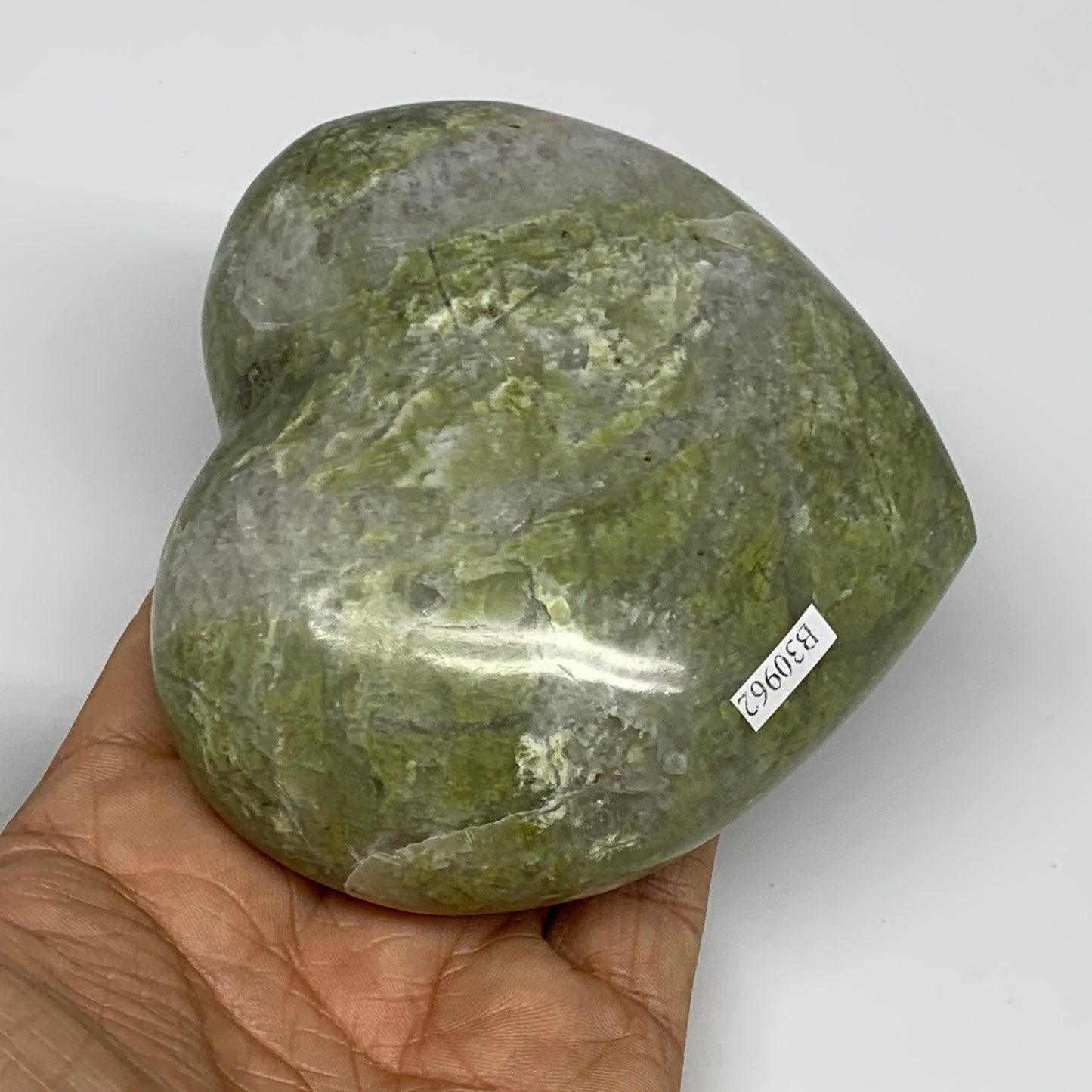 1.1 lbs, 3.5"x3.8"x1.6", Natural Untreated Green Quartz Crystal Heart Reiki, B30