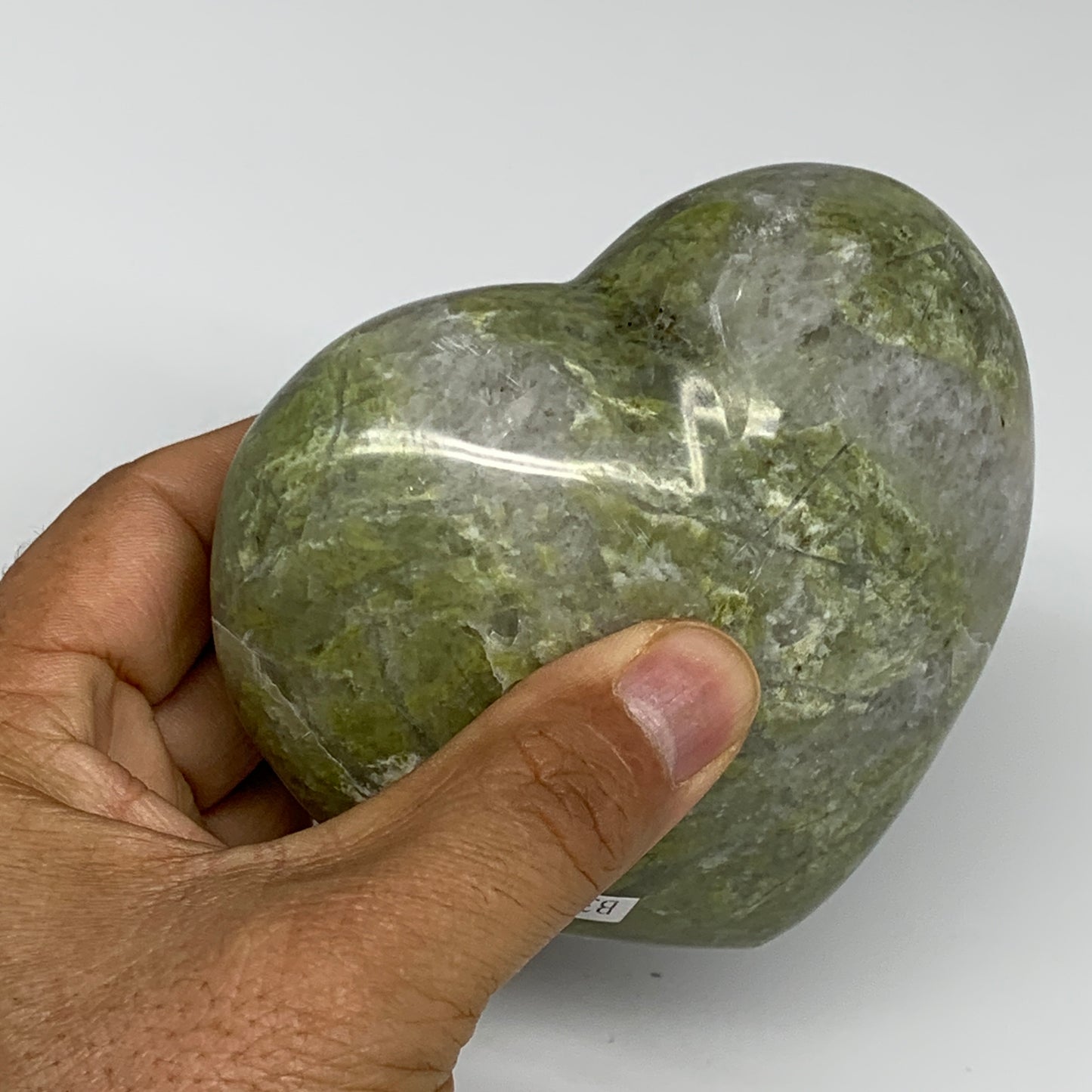 1.1 lbs, 3.5"x3.8"x1.6", Natural Untreated Green Quartz Crystal Heart Reiki, B30