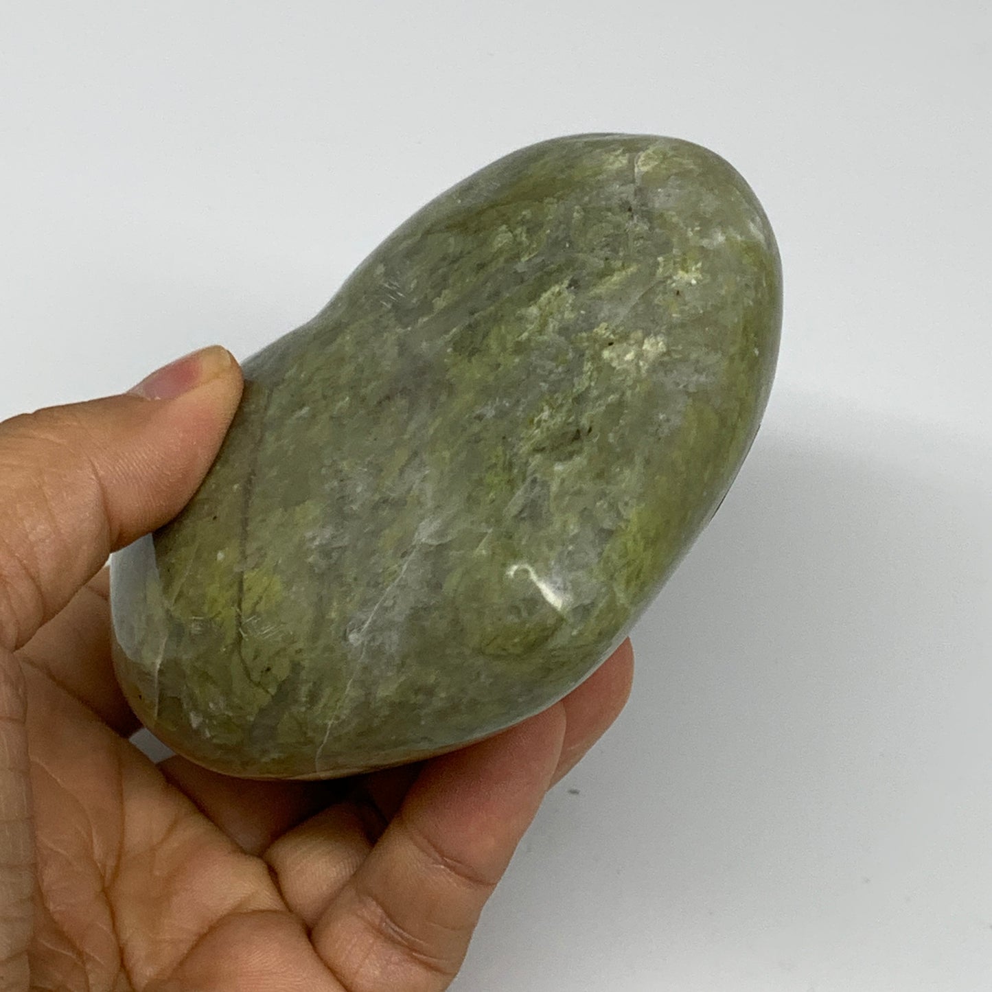 1.1 lbs, 3.5"x3.8"x1.6", Natural Untreated Green Quartz Crystal Heart Reiki, B30