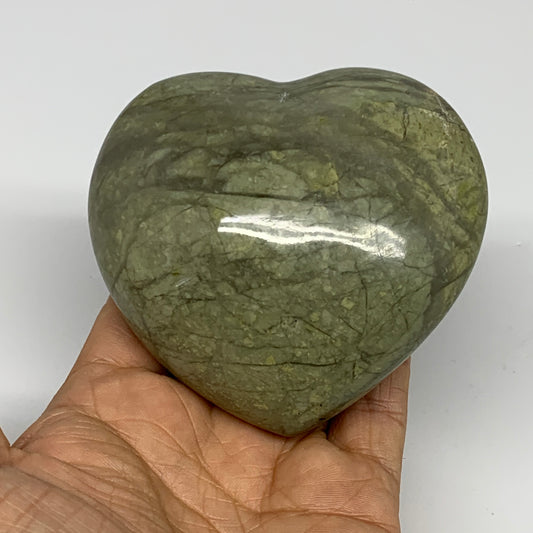 0.82 lbs, 3.2"x3.4"x1.6", Natural Untreated Green Quartz Crystal Heart Reiki, B3
