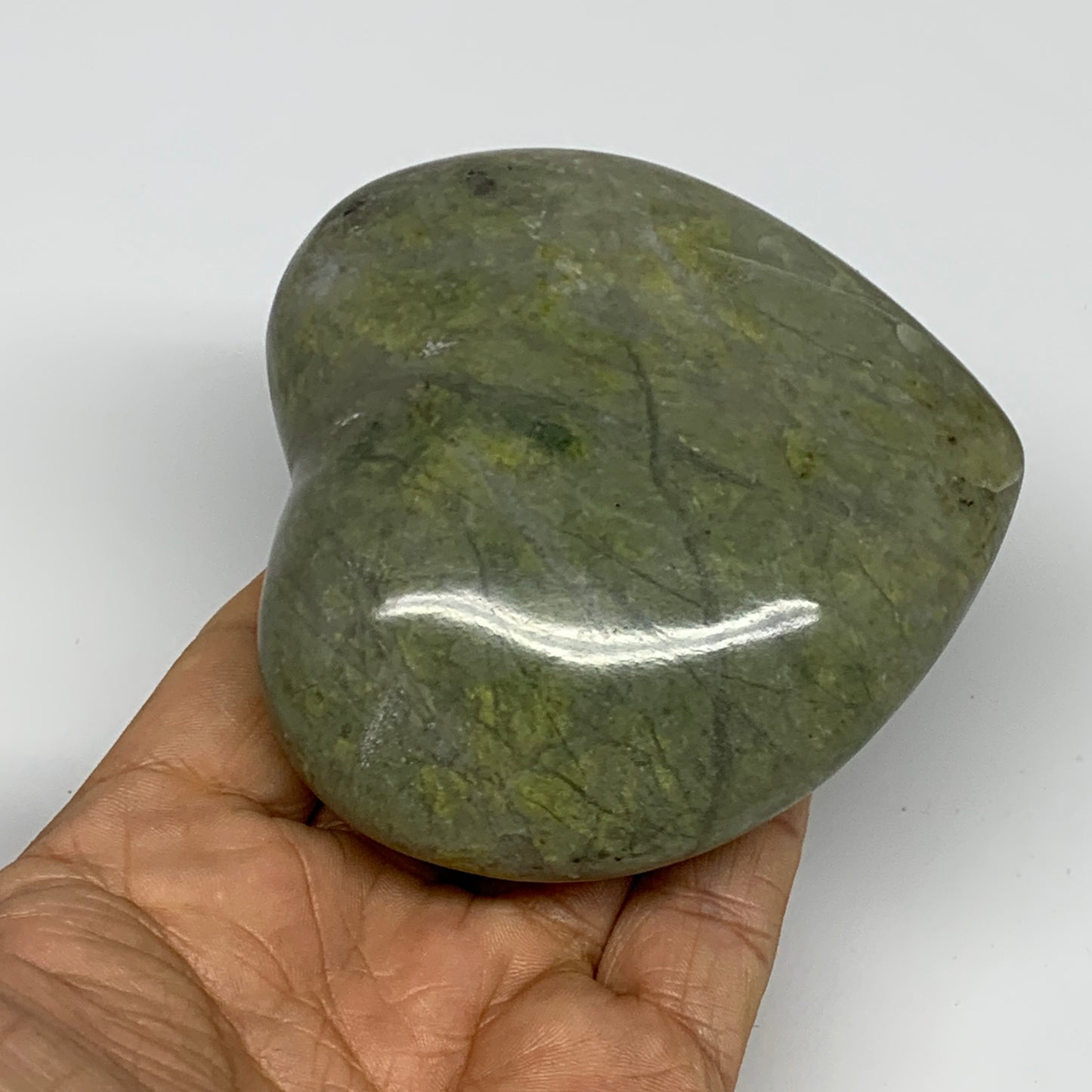 0.79 lbs, 3.2"x3.5"x1.5", Natural Untreated Green Quartz Crystal Heart Reiki, B3