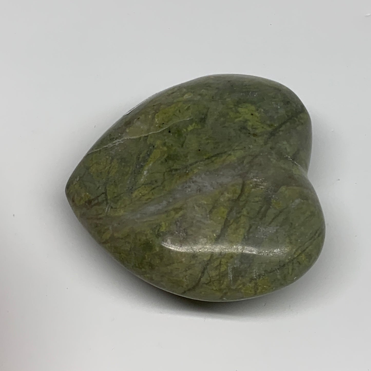 0.79 lbs, 3.2"x3.5"x1.5", Natural Untreated Green Quartz Crystal Heart Reiki, B3