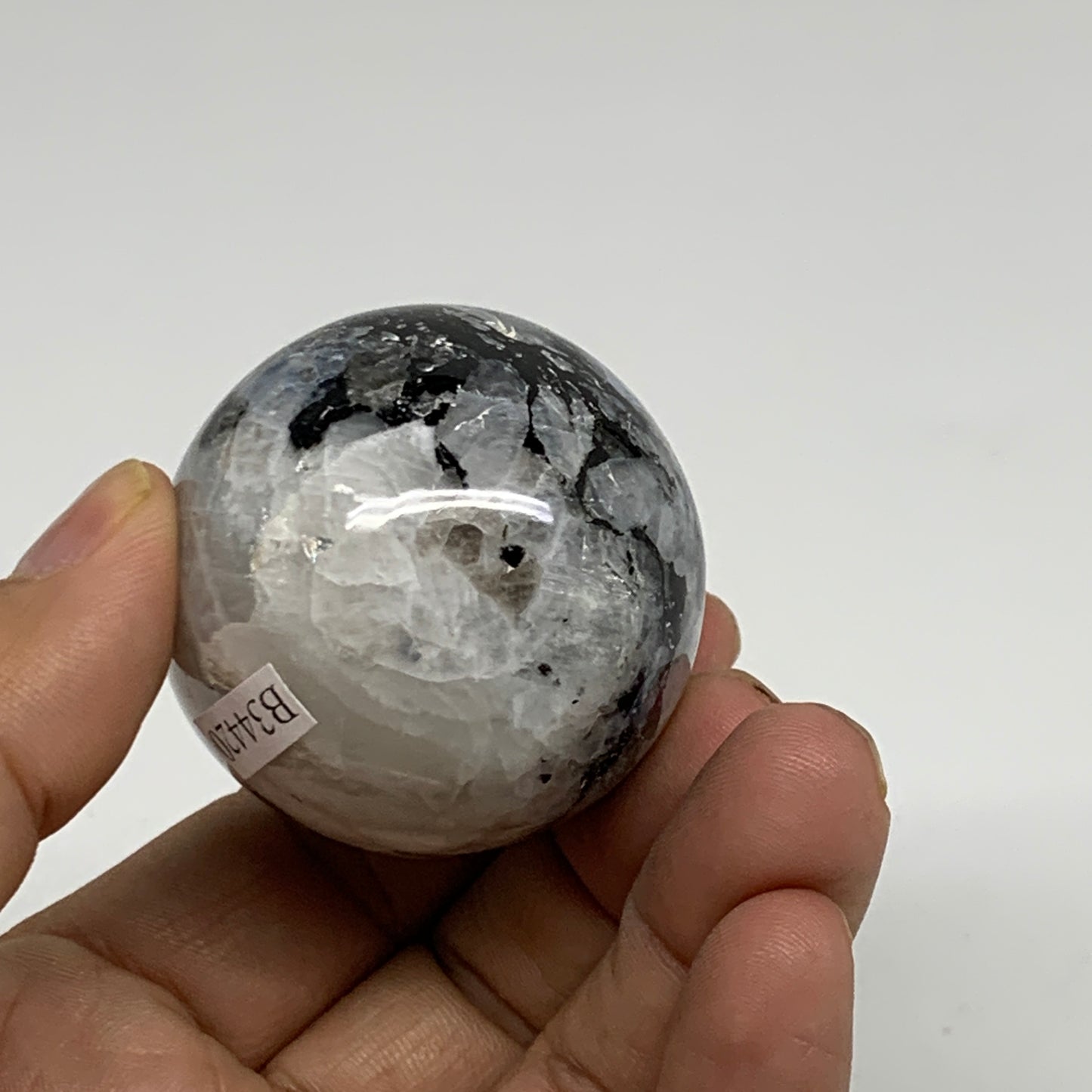 133g, 2.2"x1.7", Natural Gemstone White Rainbow Moonstone Egg, B34420