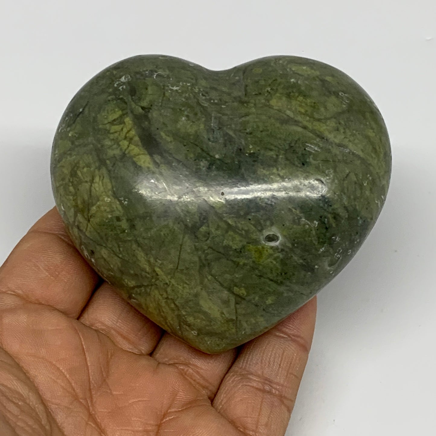 0.57 lbs, 2.7"x3"x1.4", Natural Untreated Green Quartz Crystal Heart Reiki, B309