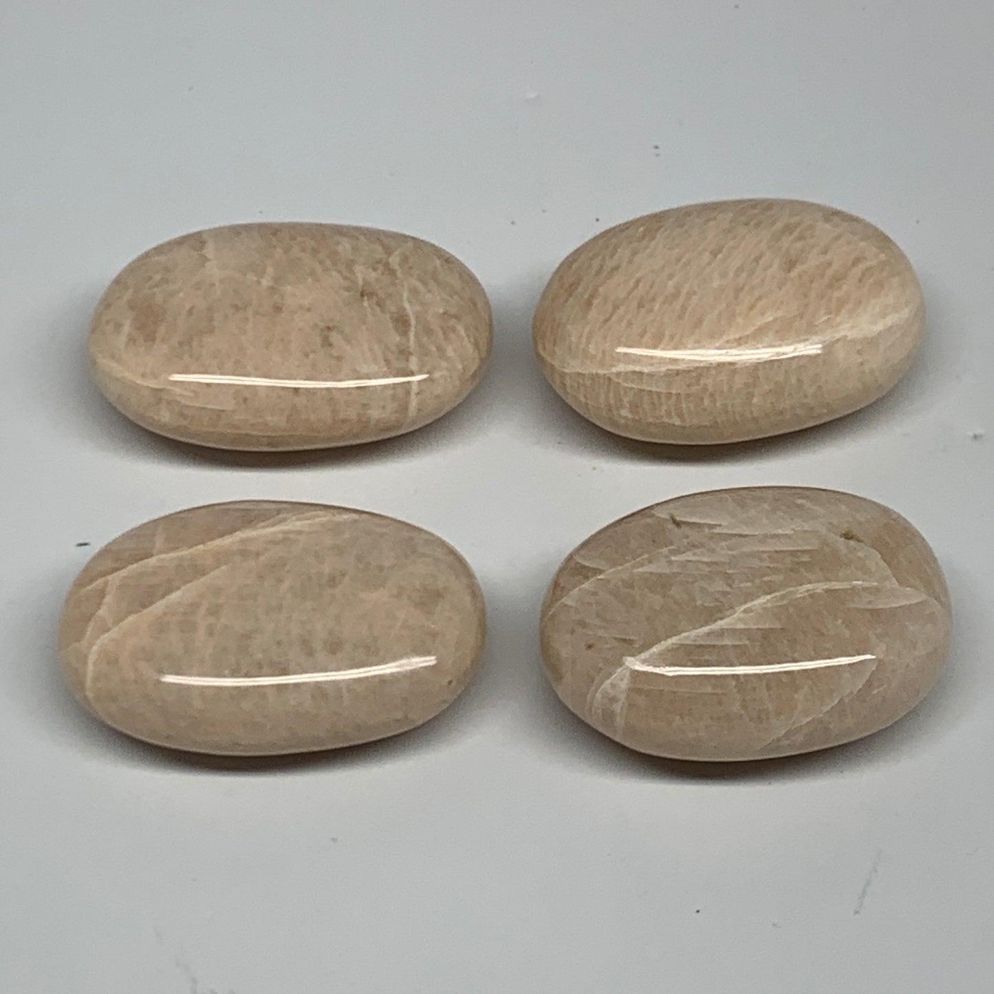 186.2g,1.8"-2", 4pcs, Peach Moonstone Crystal Palm-Stone Polished Reiki, B27972