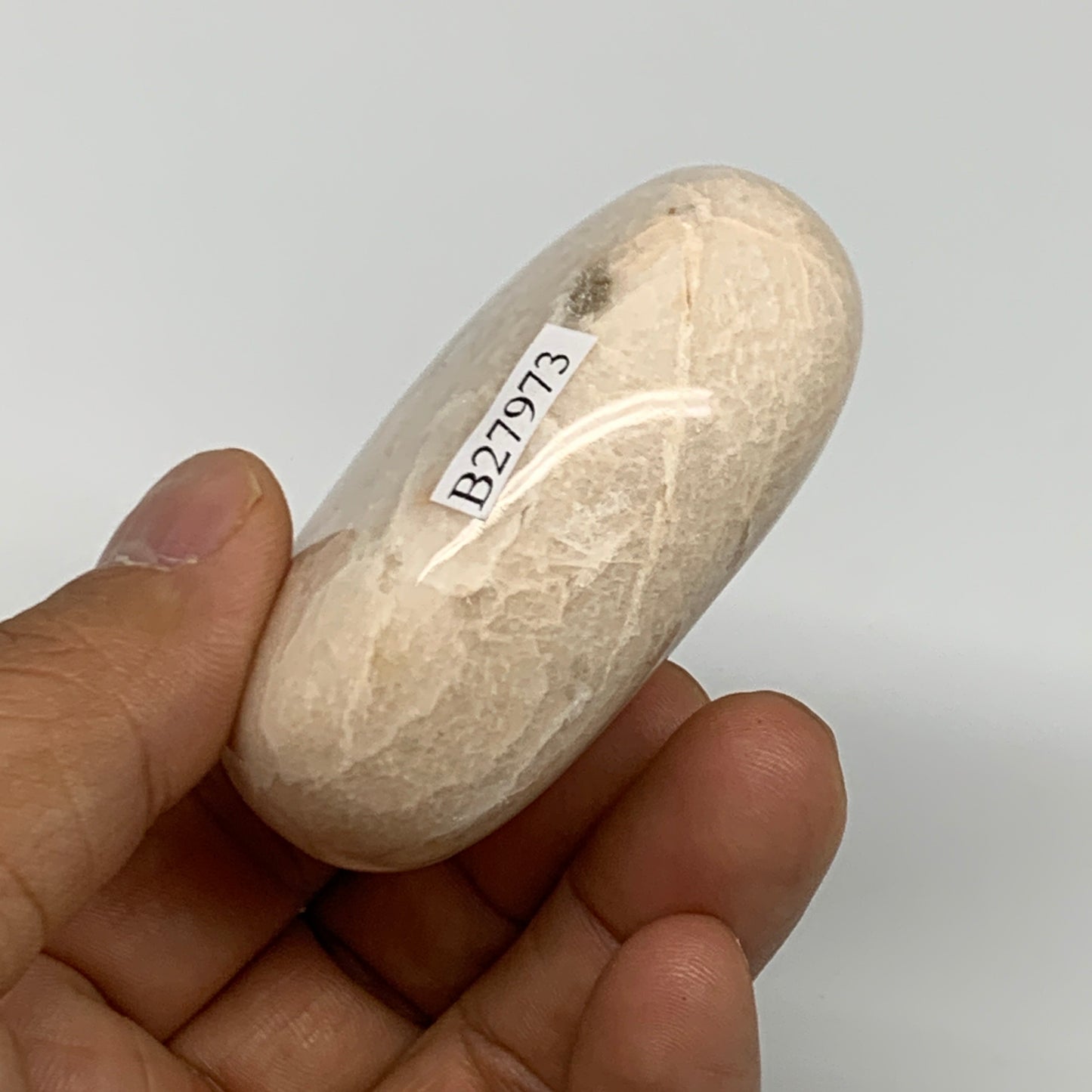 114.5g,2.4"x1.7"x1" Peach Moonstone Crystal Palm-Stone Polished Reiki, B27973