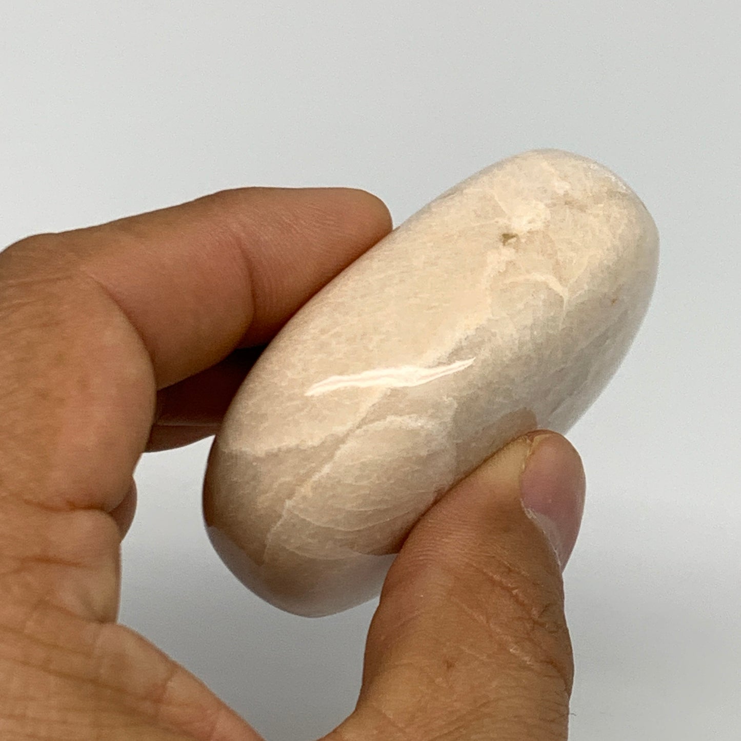 114.5g,2.4"x1.7"x1" Peach Moonstone Crystal Palm-Stone Polished Reiki, B27973