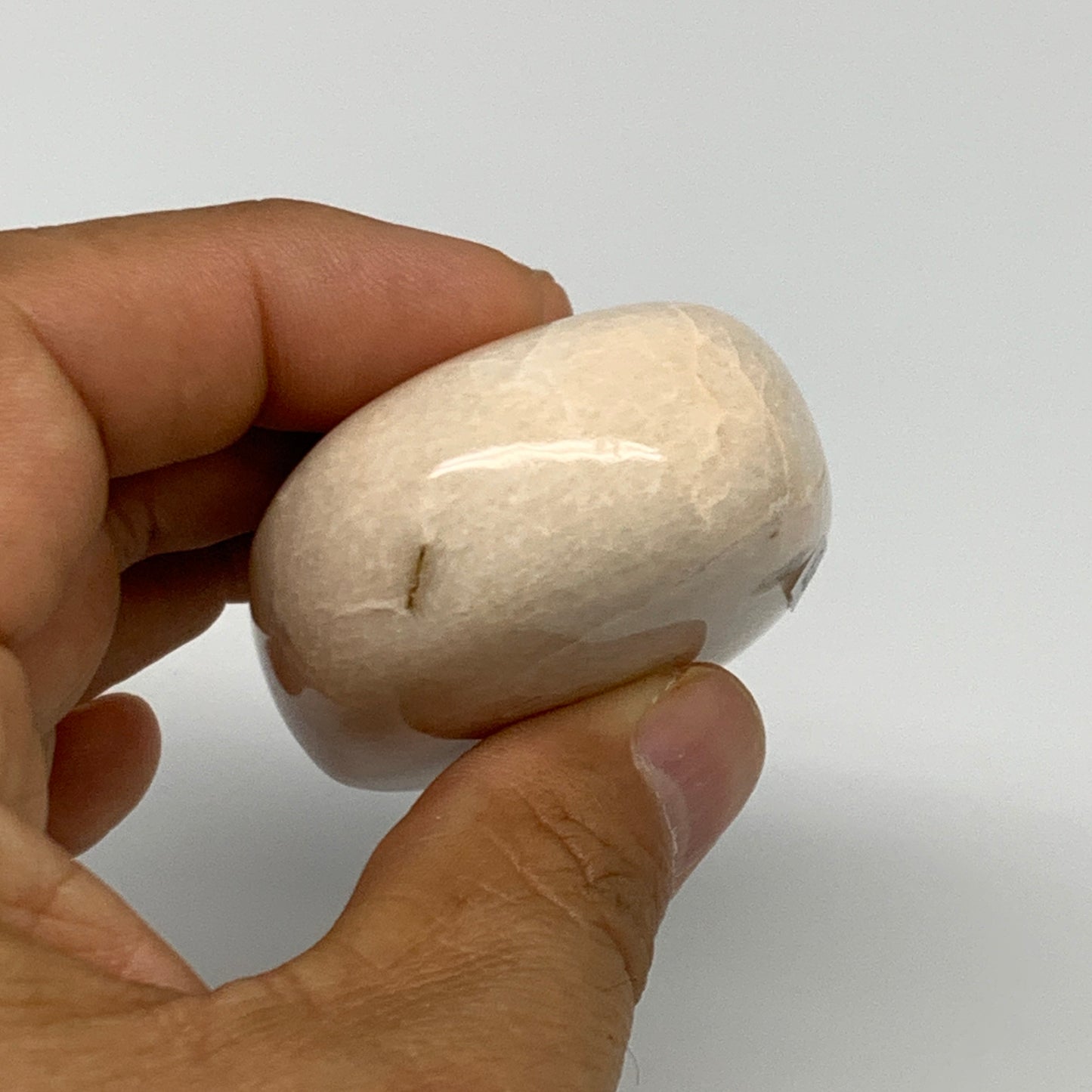 114.5g,2.4"x1.7"x1" Peach Moonstone Crystal Palm-Stone Polished Reiki, B27973