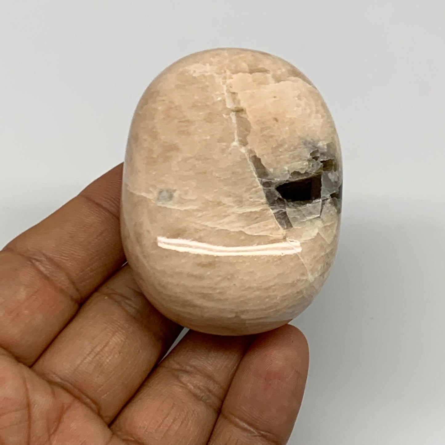 112.5g,2.3"x1.7"x1" Peach Moonstone Crystal Palm-Stone Polished Reiki, B27974