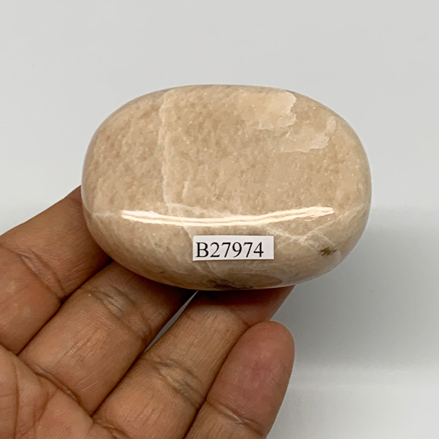 112.5g,2.3"x1.7"x1" Peach Moonstone Crystal Palm-Stone Polished Reiki, B27974
