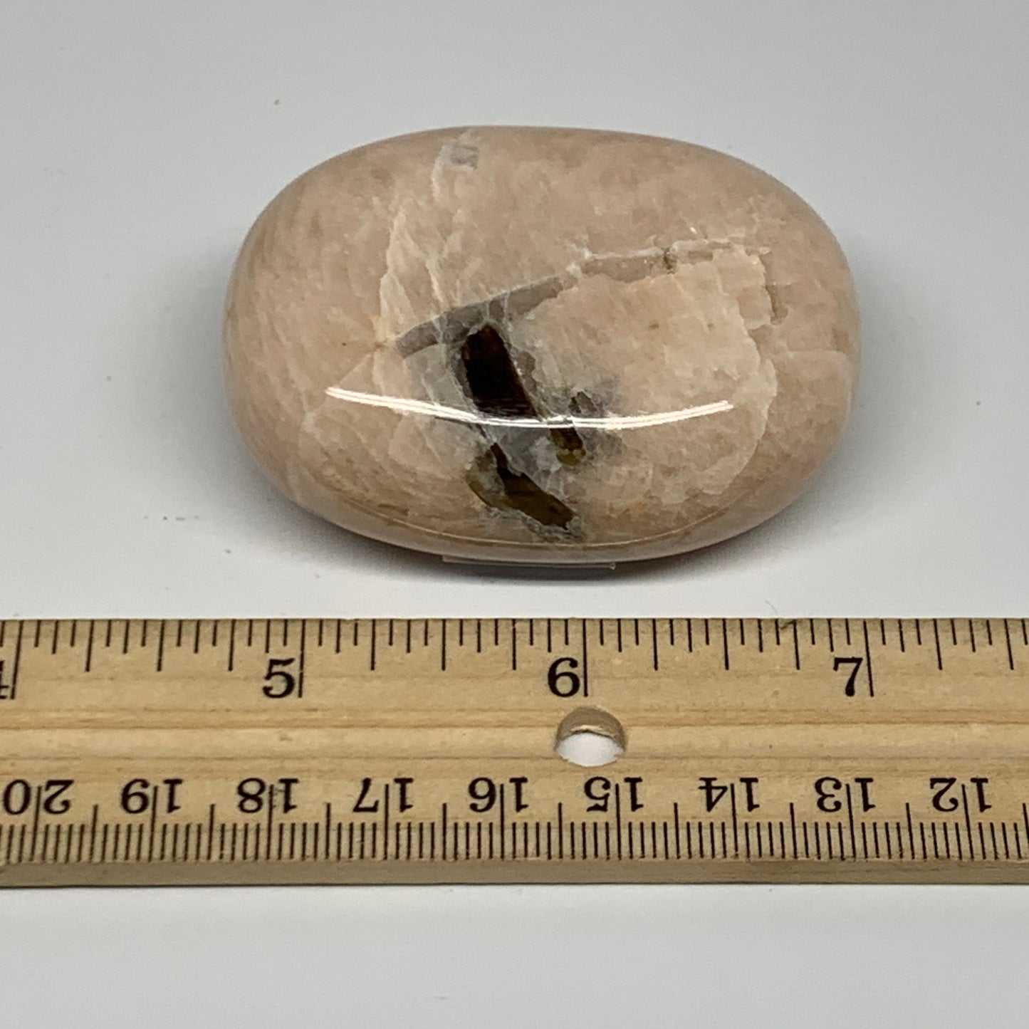 112.5g,2.3"x1.7"x1" Peach Moonstone Crystal Palm-Stone Polished Reiki, B27974