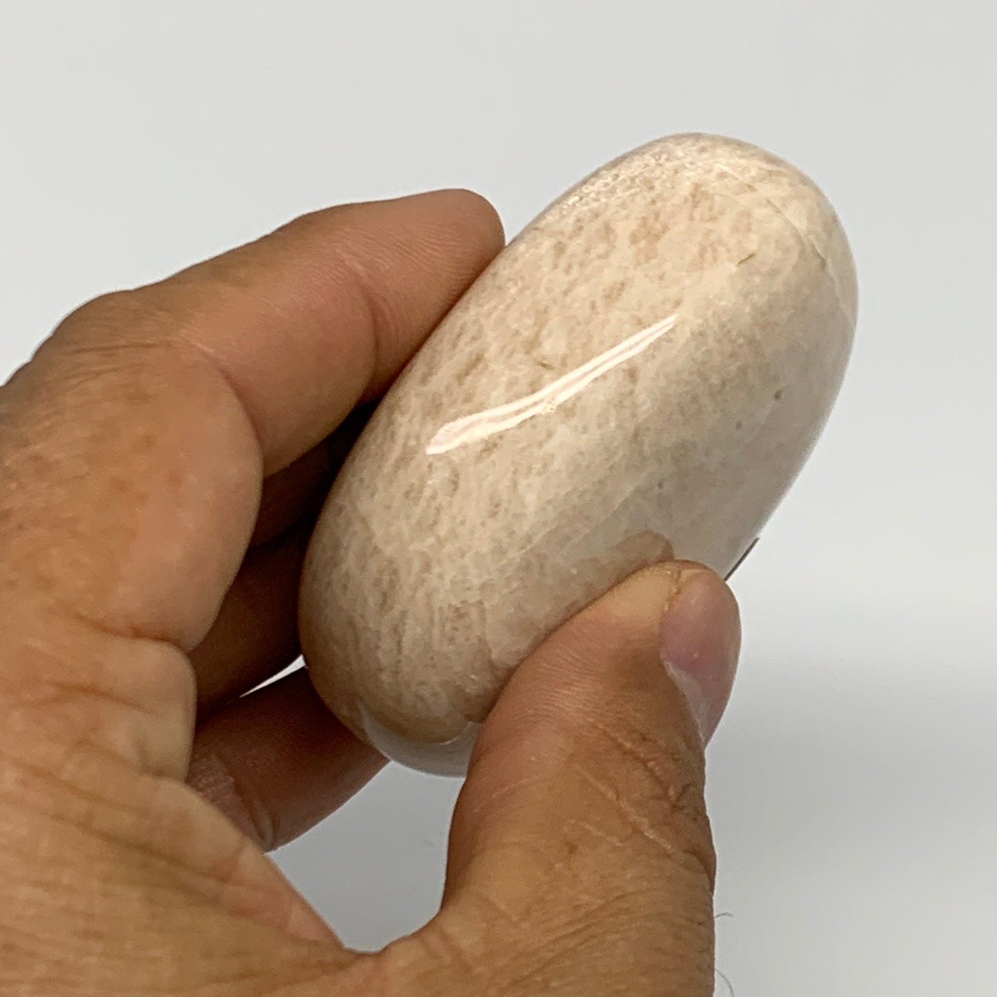 111g,2.3"x1.8"x0.9" Peach Moonstone Crystal Palm-Stone Polished Reiki, B27975