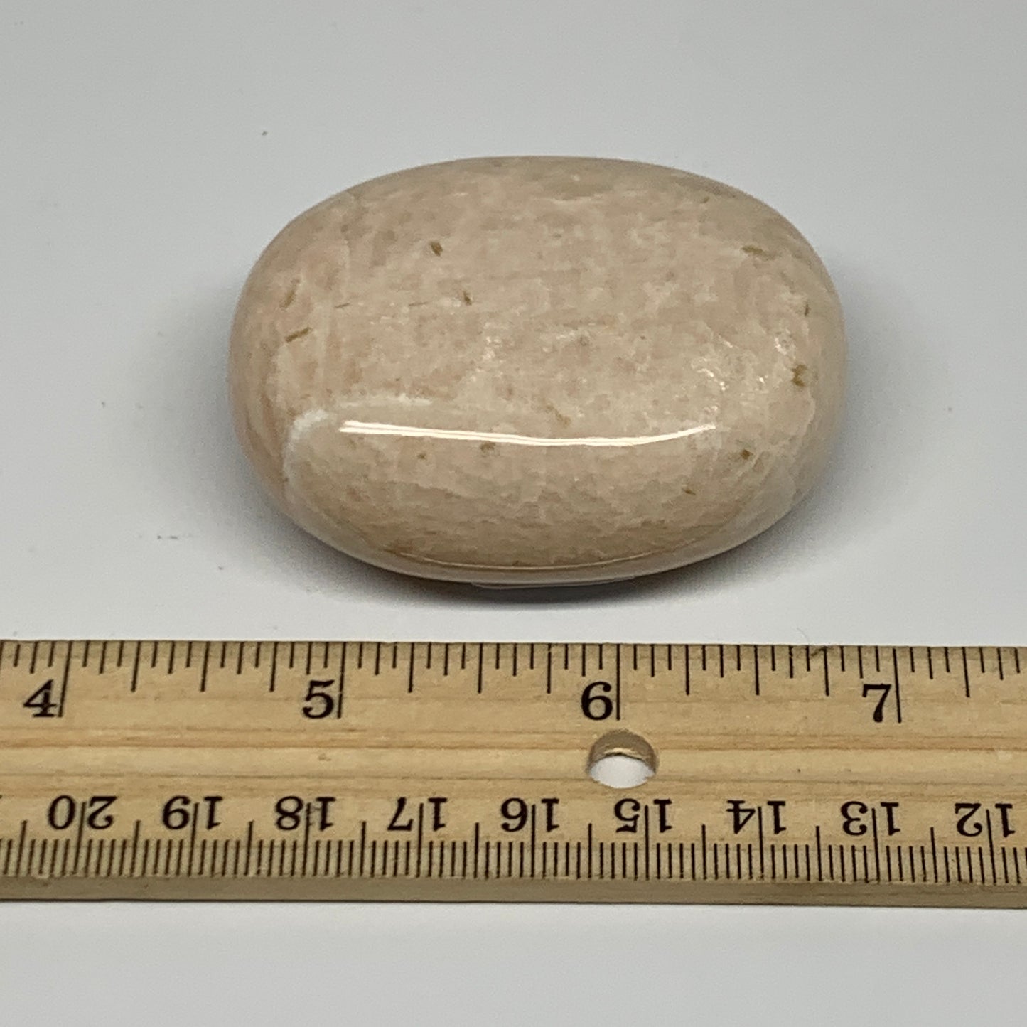 111g,2.3"x1.8"x0.9" Peach Moonstone Crystal Palm-Stone Polished Reiki, B27975