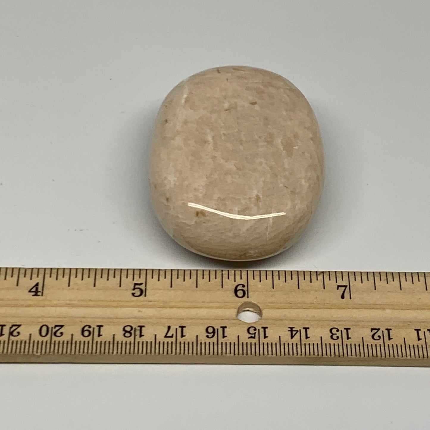 111g,2.3"x1.8"x0.9" Peach Moonstone Crystal Palm-Stone Polished Reiki, B27975