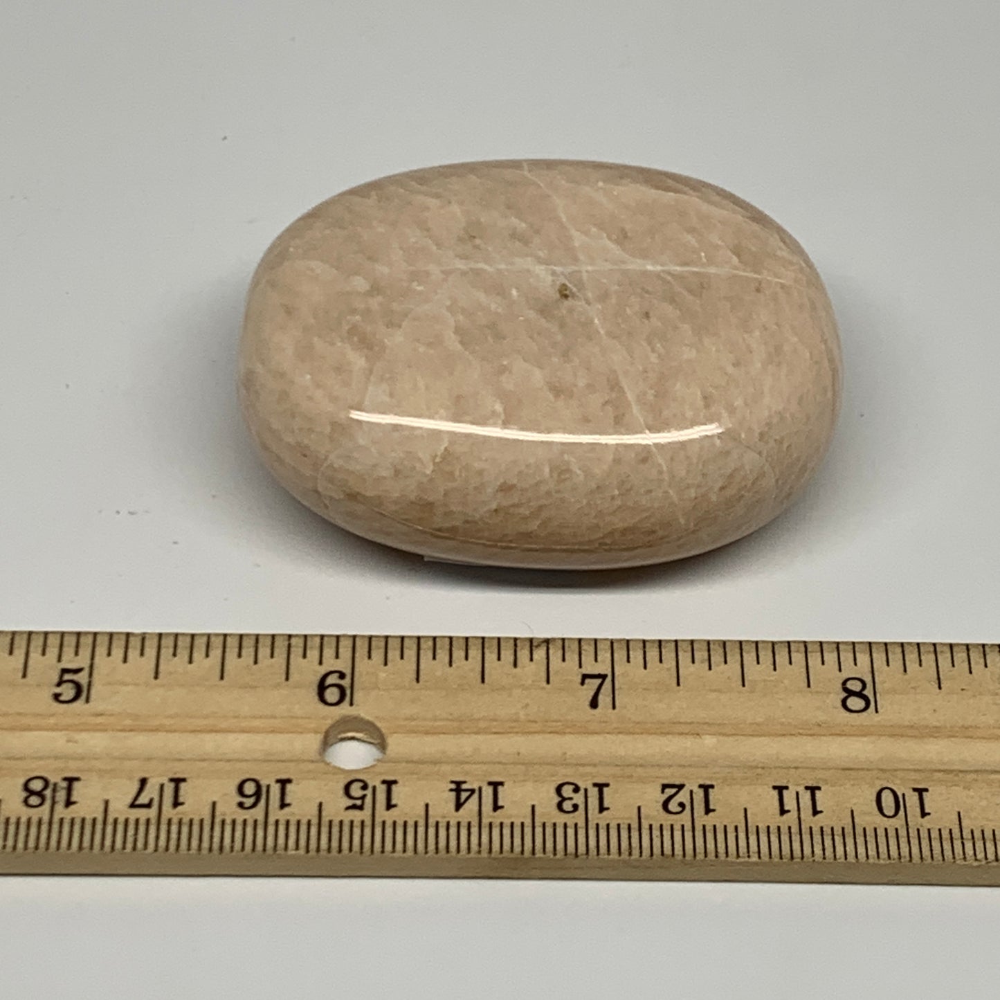 122.8g,2.4"x1.8"x0.9" Peach Moonstone Crystal Palm-Stone Polished Reiki, B27976