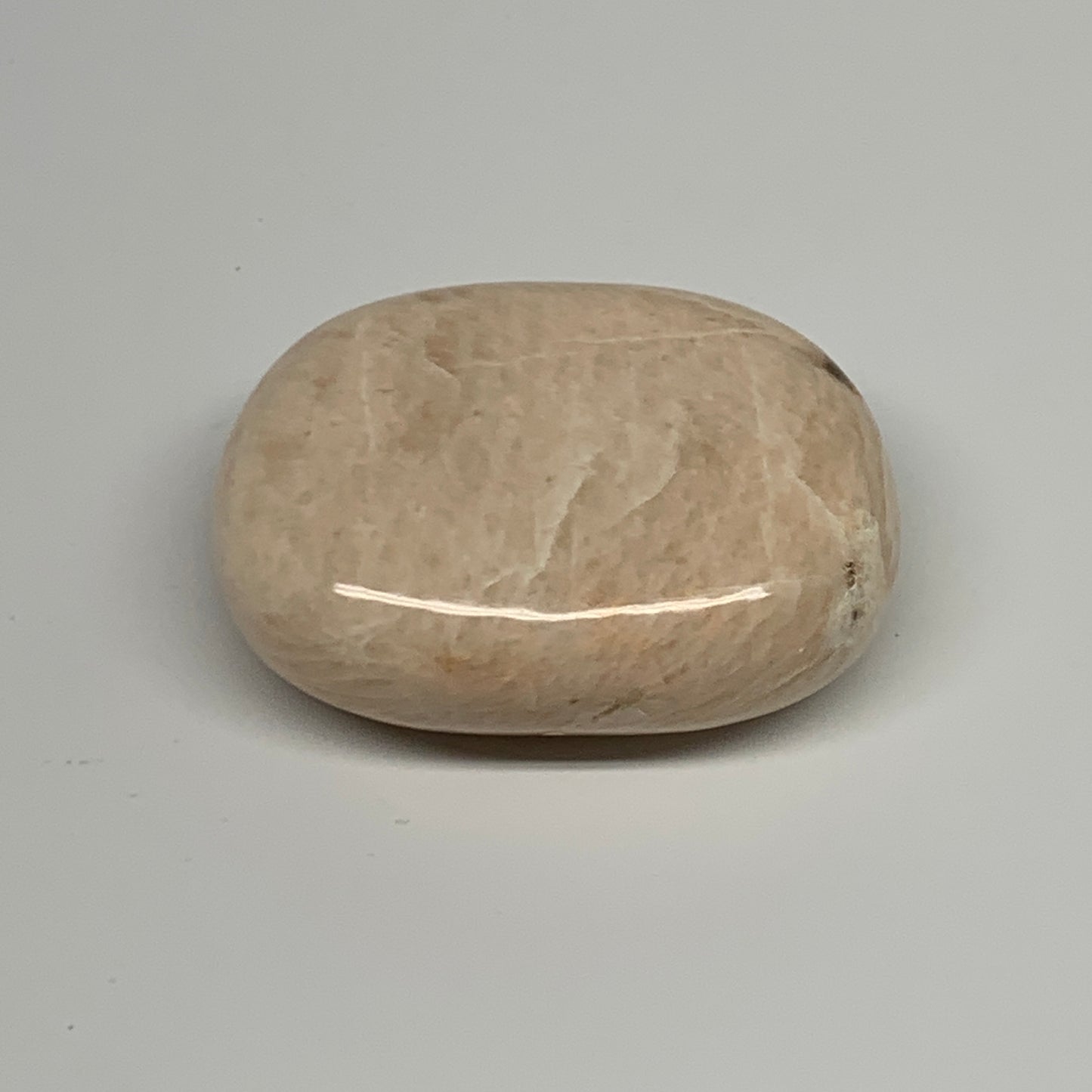 136.4g,2.5"x1.9"x1" Peach Moonstone Crystal Palm-Stone Polished Reiki, B27977