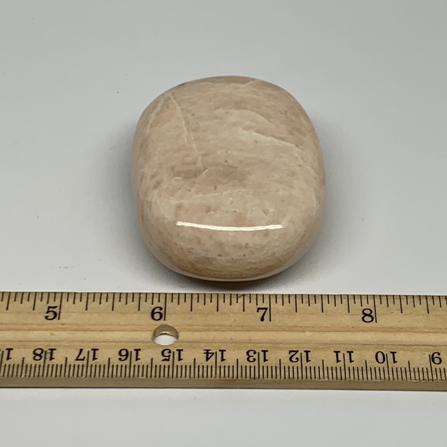 136.4g,2.5"x1.9"x1" Peach Moonstone Crystal Palm-Stone Polished Reiki, B27977