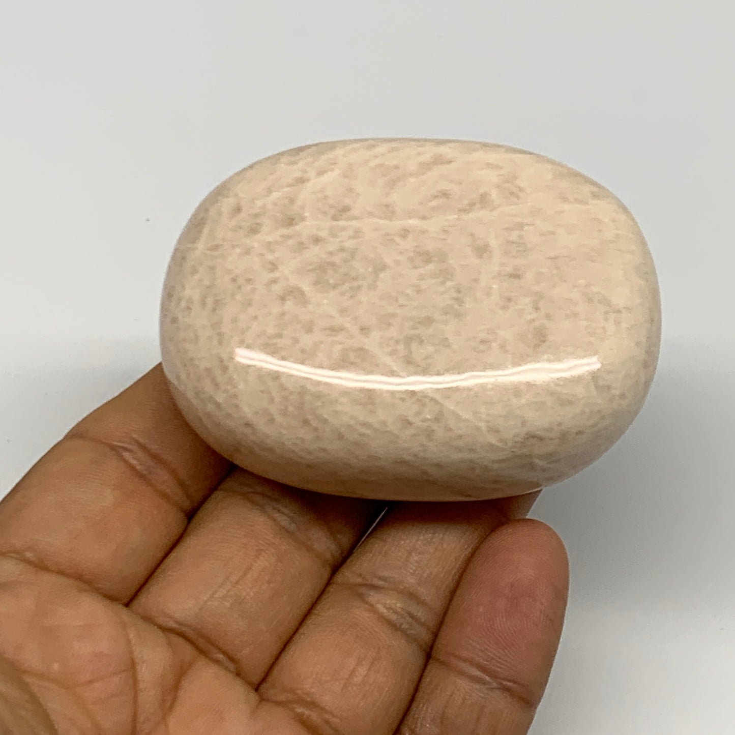128g,2.4"x1.8"x0.9" Peach Moonstone Crystal Palm-Stone Polished Reiki, B27978