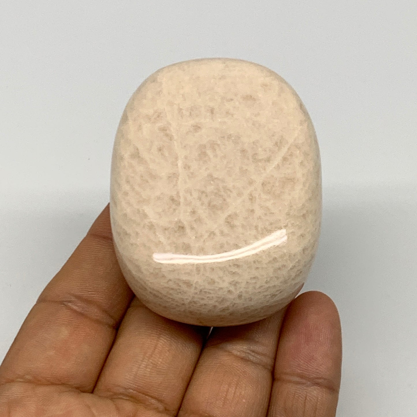 128g,2.4"x1.8"x0.9" Peach Moonstone Crystal Palm-Stone Polished Reiki, B27978