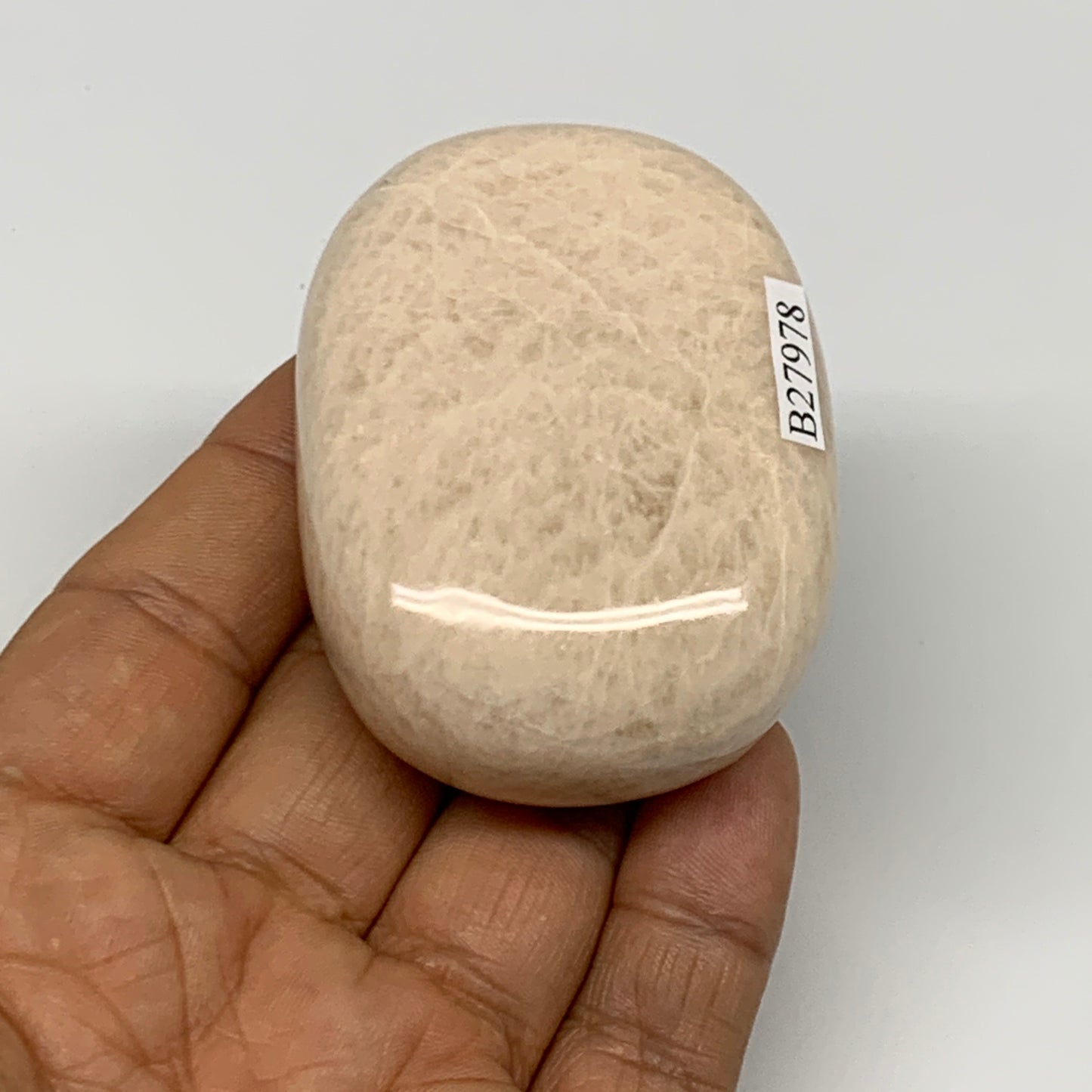 128g,2.4"x1.8"x0.9" Peach Moonstone Crystal Palm-Stone Polished Reiki, B27978