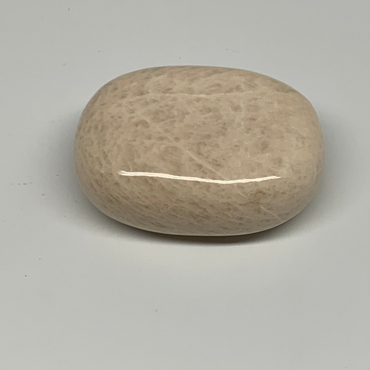 128g,2.4"x1.8"x0.9" Peach Moonstone Crystal Palm-Stone Polished Reiki, B27978