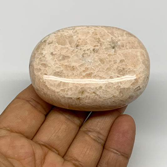 127g,2.5"x1.8"x0.9" Peach Moonstone Crystal Palm-Stone Polished Reiki, B27979