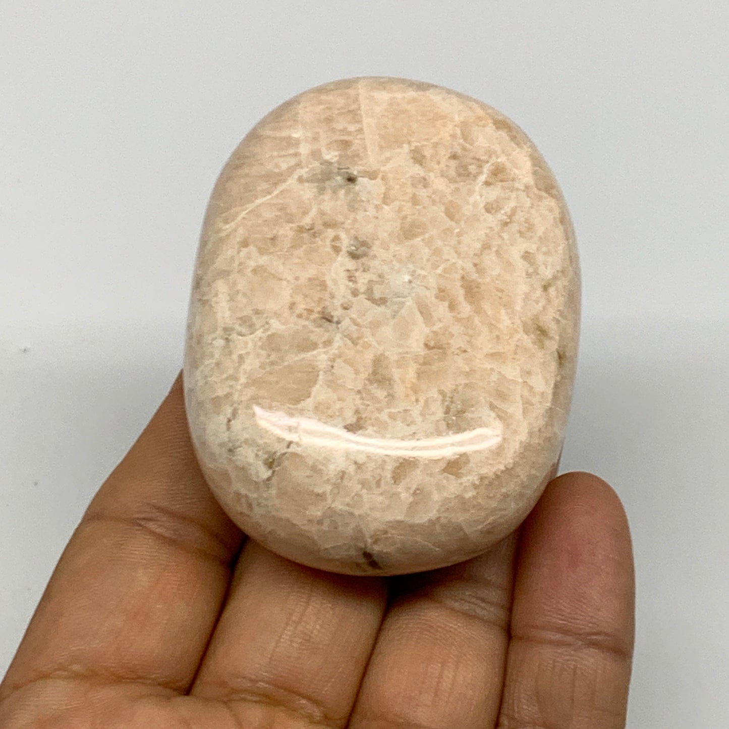 127g,2.5"x1.8"x0.9" Peach Moonstone Crystal Palm-Stone Polished Reiki, B27979