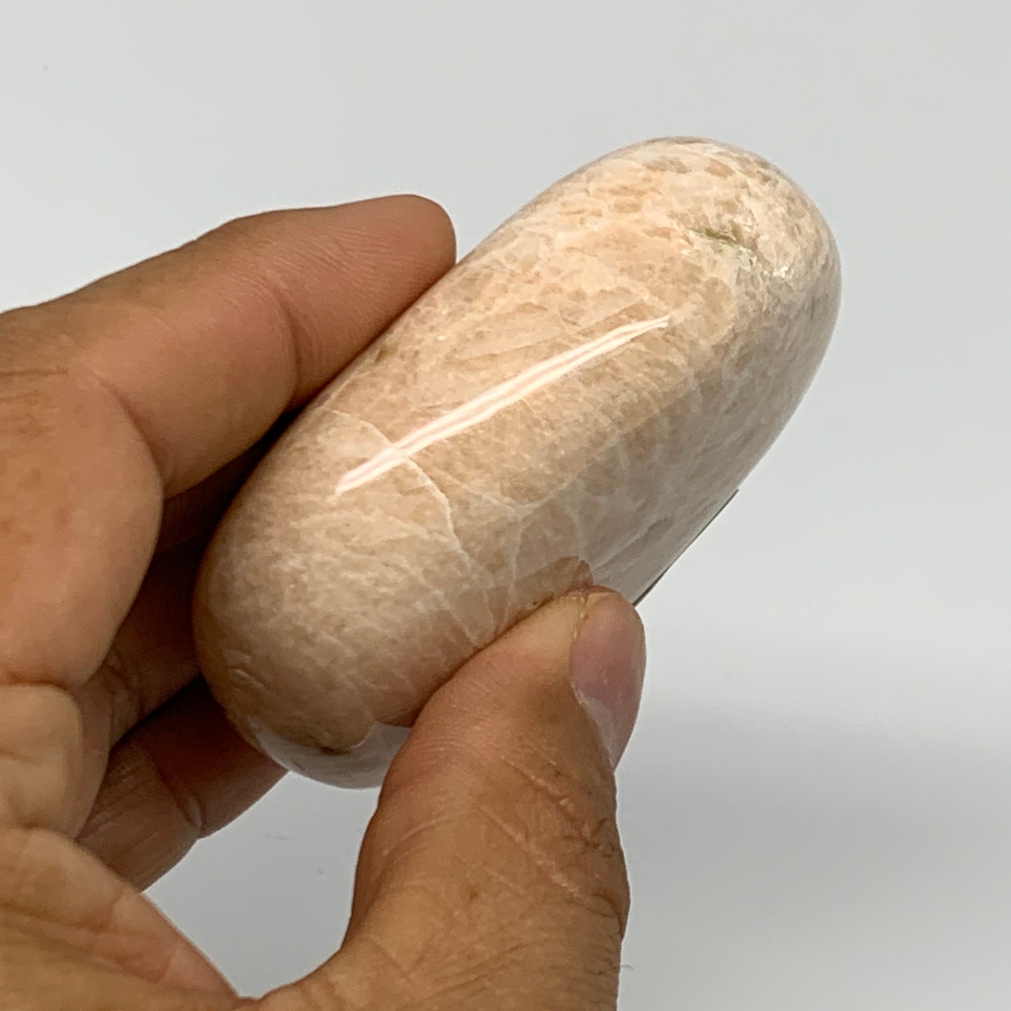 127g,2.5"x1.8"x0.9" Peach Moonstone Crystal Palm-Stone Polished Reiki, B27979