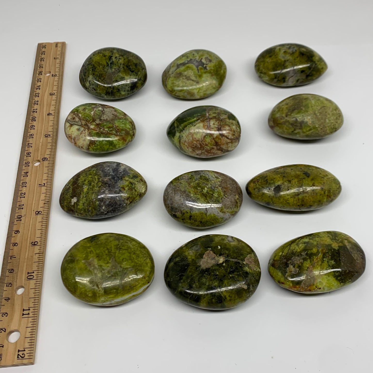 2.2 lbs, 2.1"-2.5", 12pcs, Green Opal Crystal PalmStone Wholesale, B38311